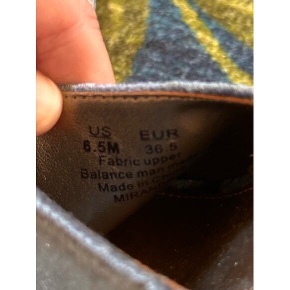 Sam Edelman Miranda Two-Piece Platform Velvet Heels Size 6.5 - Picture 7 of 9